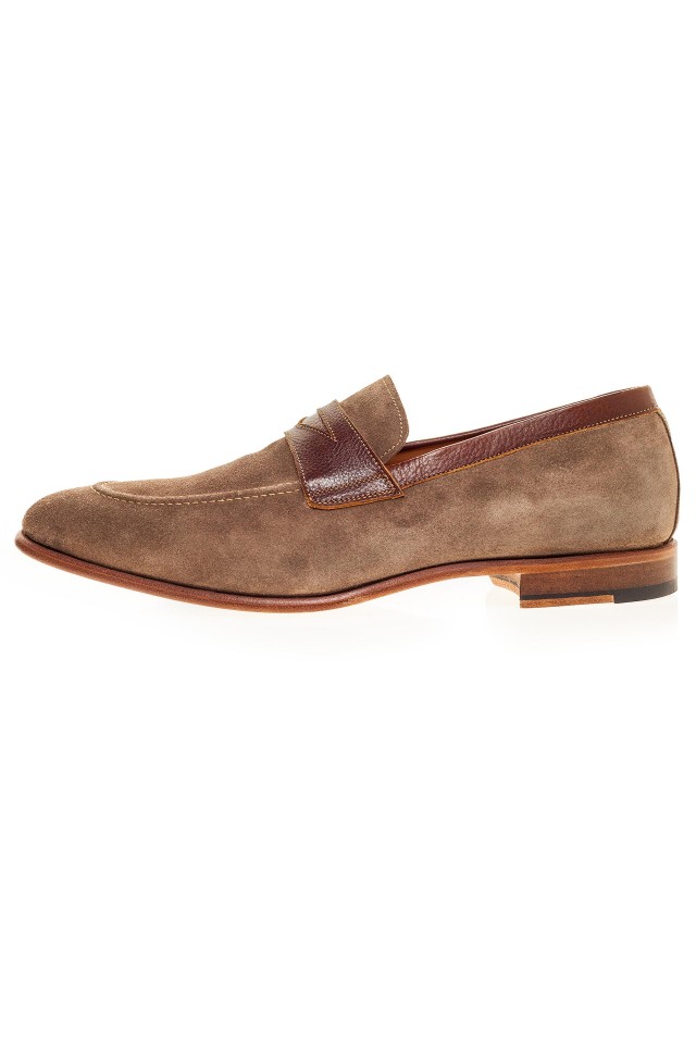 Pantofi suede beige loafers