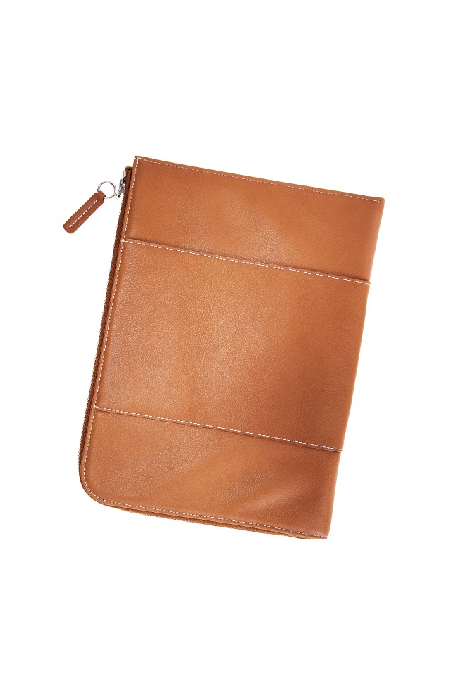 Tablet cover Byron Brown