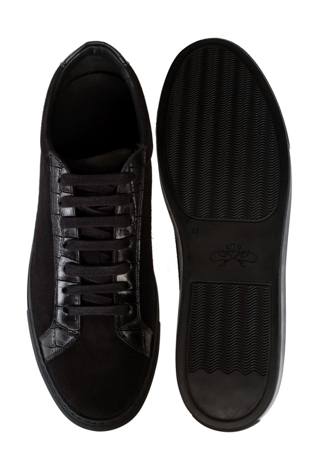 Black suede trainer