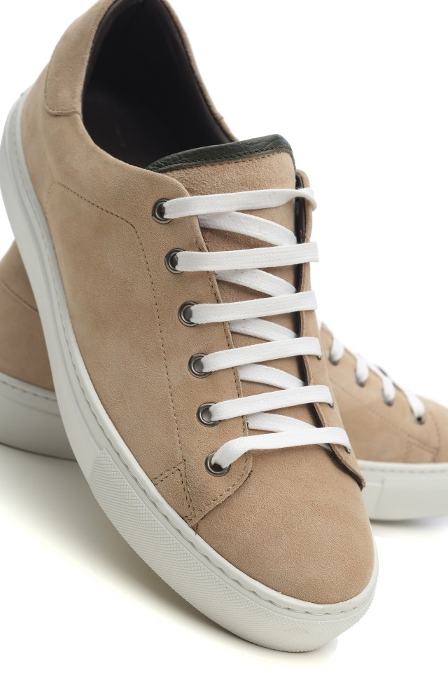BEIGE SUEDE TRAINER