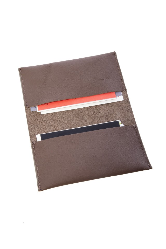 Tudor Brown Portcard